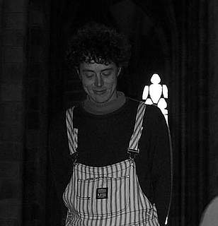 Ce clown est dangereux, il va emmener son équipe vers la victoire